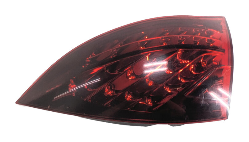 Thumbnail 3: 2011-2014 PORSCHE CAYENNE (958) RIGHT PASSENGER OUTER TAILLIGHT BRAKE LIGHT LAMP