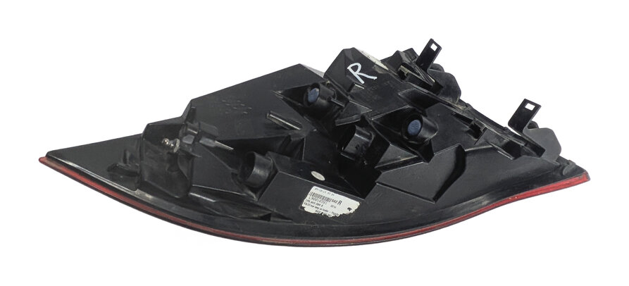 Thumbnail 7: 2011-2014 PORSCHE CAYENNE (958) RIGHT PASSENGER OUTER TAILLIGHT BRAKE LIGHT LAMP