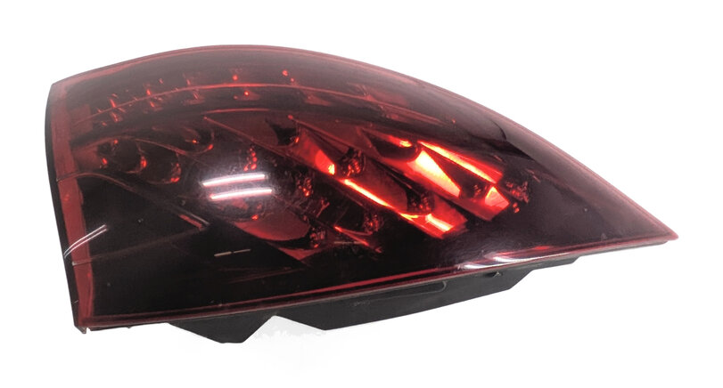 2011-2014 PORSCHE CAYENNE (958) LEFT DRIVER OUTER TAILLIGHT BRAKE LIGHT LAMP