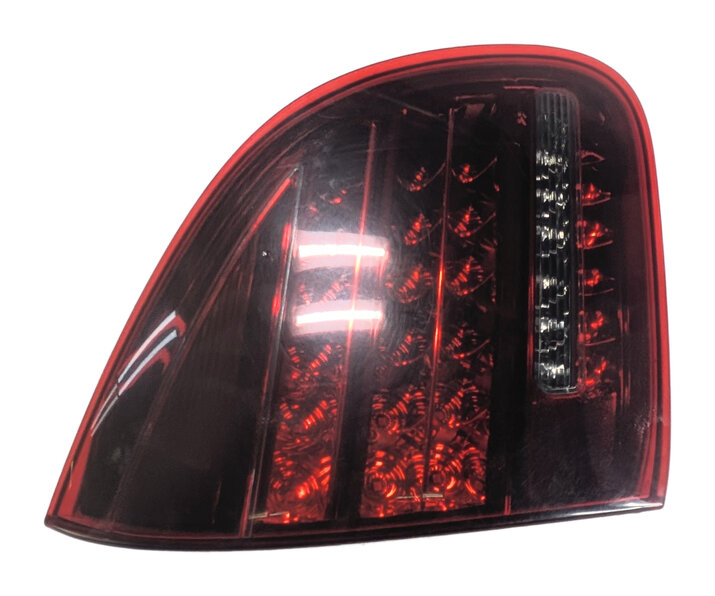Thumbnail 4: 2011-2014 PORSCHE CAYENNE (958) LEFT DRIVER INNER TRUNK TAILLIGHT LIGHT LAMP