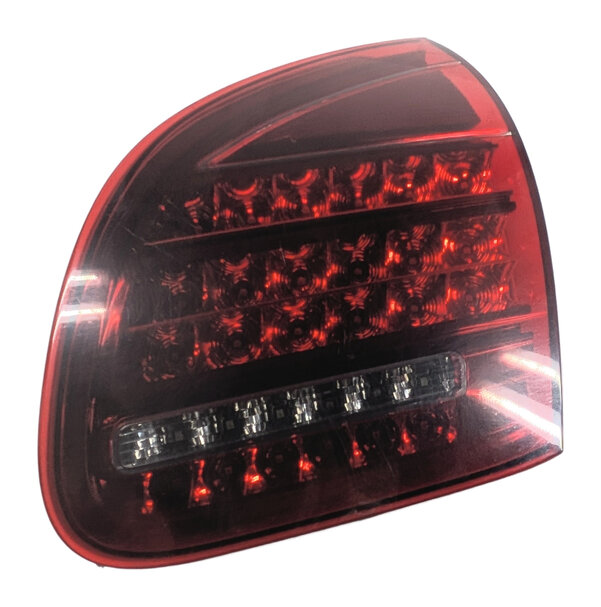 Thumbnail 3: 2011-2014 PORSCHE CAYENNE (958) RIGHT PASSENGER INNER TRUNK TAILLIGHT LIGHT LAMP