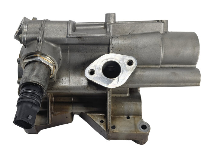 Thumbnail 2: 2013-2014 PORSCHE CAYENNE (958) 4.8L M48.02 ENGINE OIL FLUID LUBRICATION PUMP