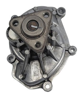 Thumbnail 6: 2013-2014 PORSCHE CAYENNE (958) 4.8L M48.02 ENGINE MECHANICAL WATER COOLANT PUMP
