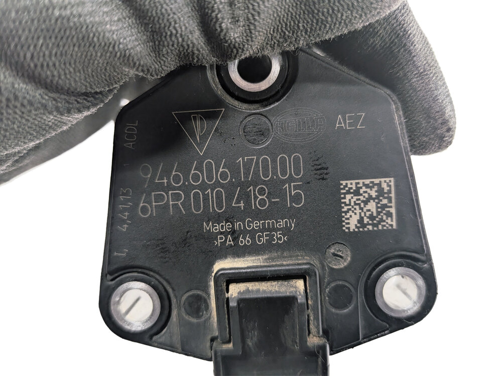 Thumbnail 7: 2013-2014 PORSCHE CAYENNE (958) 4.8L M48.02 ENGINE OIL LEVEL SENSOR SENDER UNIT
