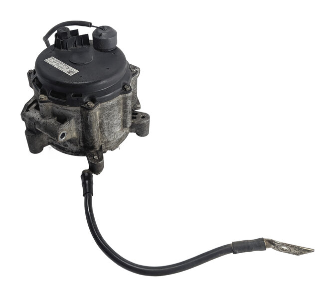 Thumbnail 2: 2011-2018 PORSCHE CAYENNE (958) 4.8L M48 V8 ENGINE - 190 AMP ALTERNATOR CHARGER