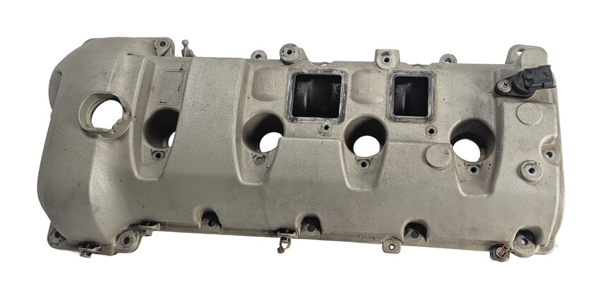Thumbnail 2: 2010-2018 PORSCHE CAYENNE PANAMERA (958 970 G1) 4.8L V8 ENGINE LEFT VALVE COVER