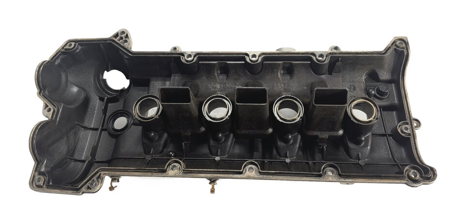 Thumbnail 6: 2010-2018 PORSCHE CAYENNE PANAMERA (958 970 G1) 4.8L V8 ENGINE RIGHT VALVE COVER