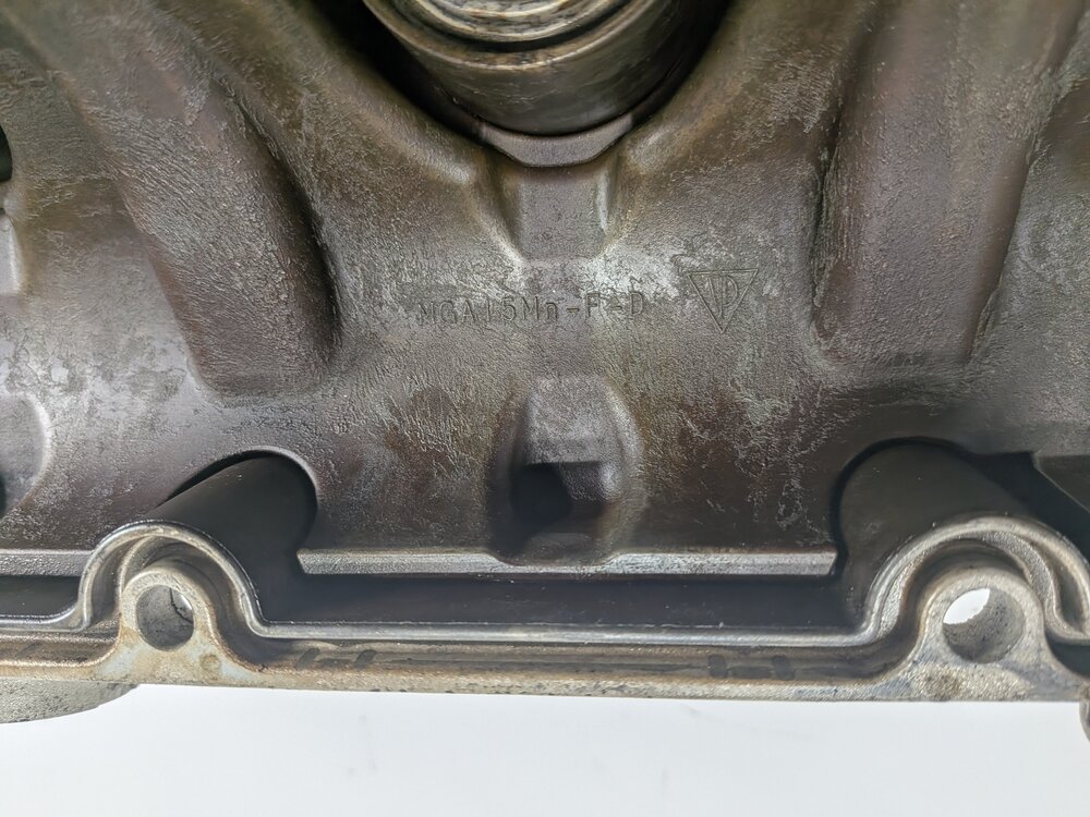 Thumbnail 7: 2010-2018 PORSCHE CAYENNE PANAMERA (958 970 G1) 4.8L V8 ENGINE RIGHT VALVE COVER