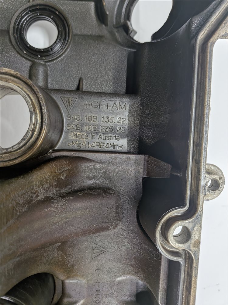 Thumbnail 8: 2010-2018 PORSCHE CAYENNE PANAMERA (958 970 G1) 4.8L V8 ENGINE RIGHT VALVE COVER