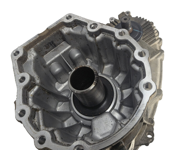 Thumbnail 5: 11-18 PORSCHE CAYENNE 958 4.8L GKB NBM NFB FRONT TRANSFER CASE (w/o SHIFT MOTOR)