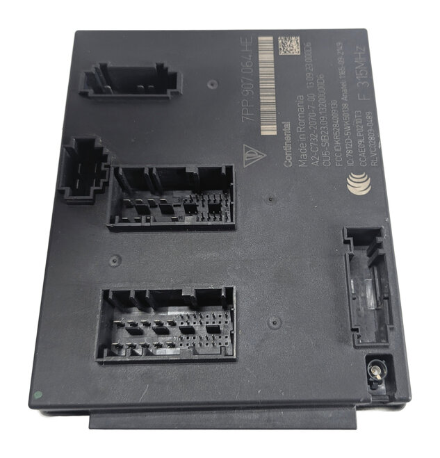 Thumbnail 3: 2013-2016 PORSCHE CAYENNE (958) LEFT FRONT BODY CONTROL MODULE BCM