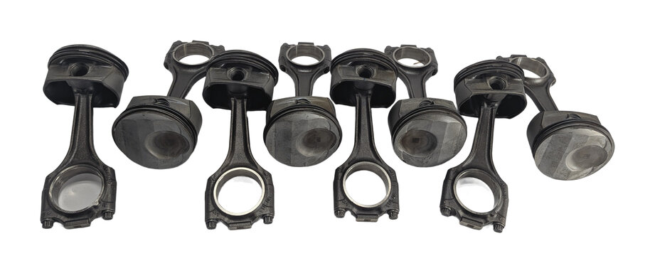 Thumbnail 2: 08-12 PORSCHE CAYENNE PANAMERA (958 970) 3.6L M46 4.8L M48 ENGINE PISTON SET/8