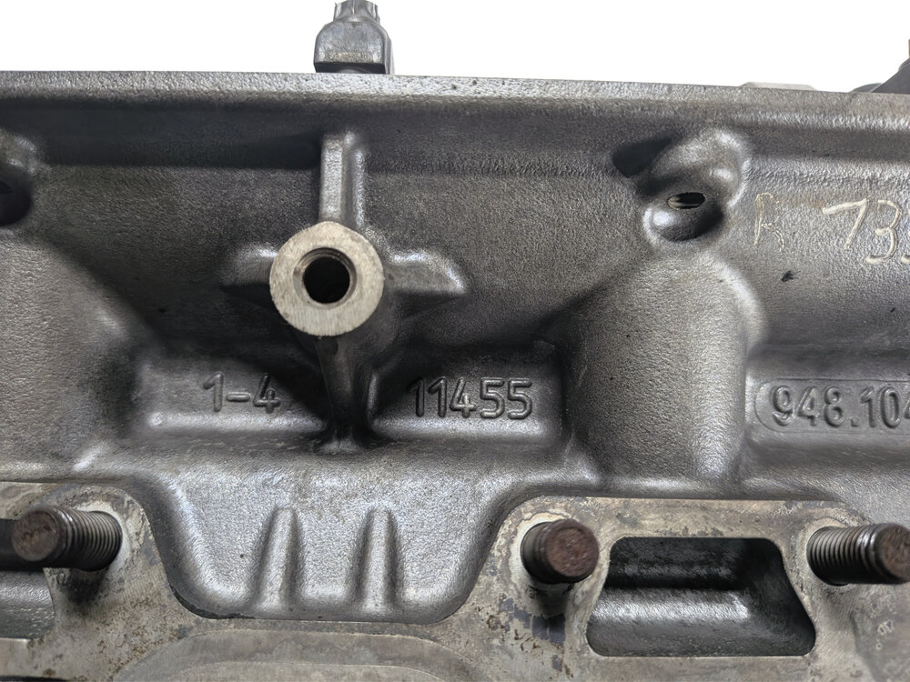Thumbnail 8: 2013-2014 PORSCHE CAYENNE (958) 4.8L M48.02 V8 ENGINE RIGHT CYLINDER HEAD