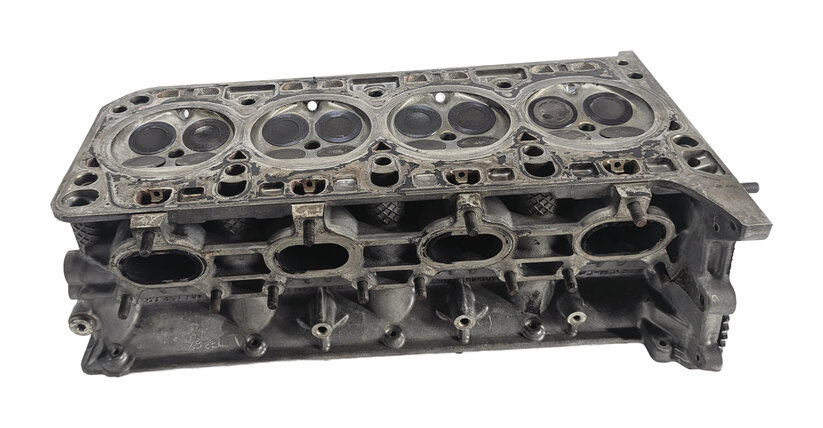 13-16 PORSCHE CAYENNE PANAMERA 958 970 4.8L M48.02 MCX.PA V8 LEFT CYLINDER HEAD