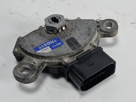 2014 PORSCHE CAYENNE (958) AUTOMATIC TRANSMISSION NEUTRAL SAFETY RANGE SWITCH