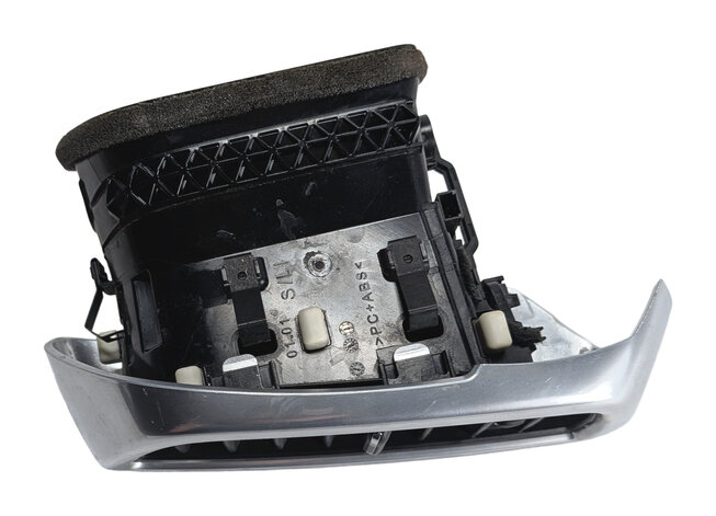 Thumbnail 2: 2014 PORSCHE CAYENNE (958) FRONT LEFT DRIVER DASH HEAT AIR AC VENT (Black)