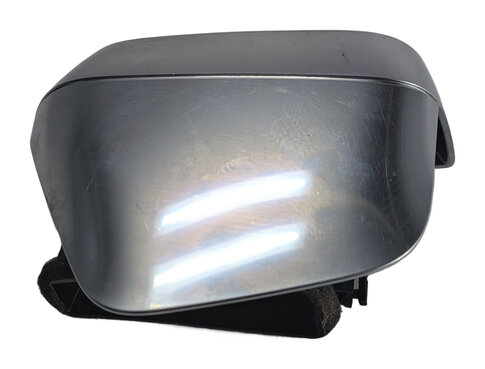 Thumbnail 5: 2014 PORSCHE CAYENNE (958) REAR LEFT CENTER CONSOLE HEAT AIR AC VENT (Black)