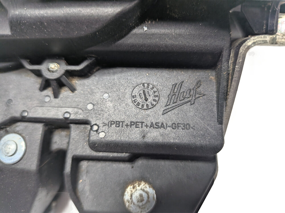 Thumbnail 10: 2014 PORSCHE CAYENNE 958 REAR LIFTGATE TAILGATE HATCH LID LOCK LATCH CATCH OEM
