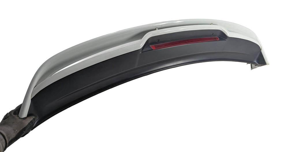Thumbnail 3: 2011-2014 PORSCHE CAYENNE (958) REAR SPOILER WING TRIM BEZEL w/ 3rd BRAKE LIGHT