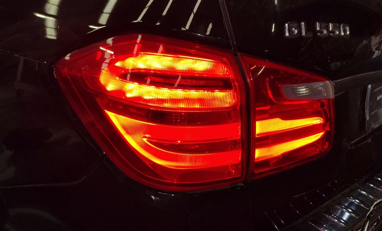 Thumbnail 2: 13-16 MERCEDES GL350 GL450 GL550 (X166) LEFT DRIVER INNER TAILLIGHT LIGHT LAMP