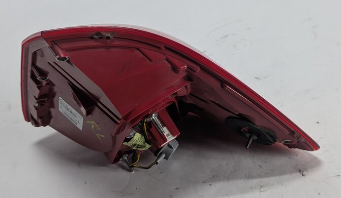 Thumbnail 5: 13-16 MERCEDES GL (X166) REAR LEFT DRIVER OUTER TAILLIGHT BRAKE LIGHT LAMP