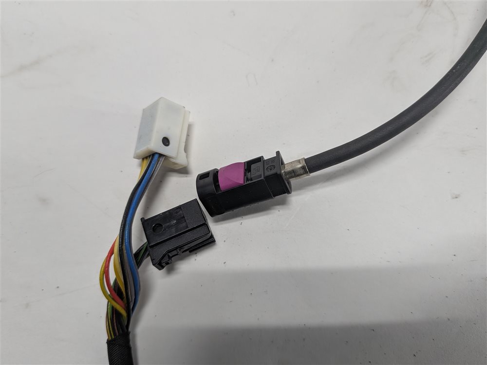 Thumbnail 8: 2013-2016 MERCEDES GL350 GL450 GL550 (X166) RIGHT CAMERA DOOR MIRROR (Black)