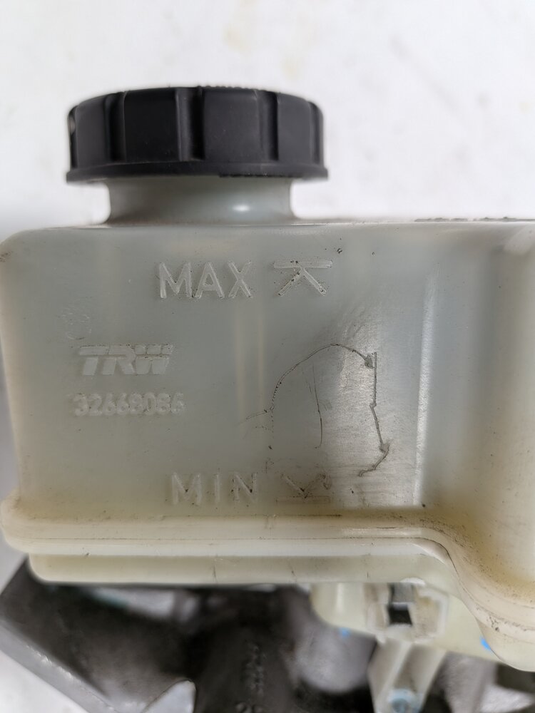 Thumbnail 9: 13-19 ML GLE GL GLS (W166 X166) BRAKE BOOSTER w/ MASTER CYLINDER & RESERVOIR