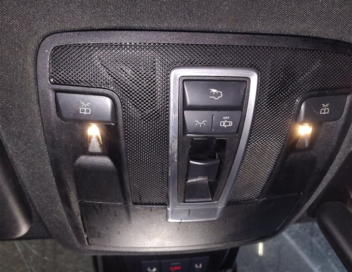 Thumbnail 2: 12-16 MERCEDES GL ML (X166 W166) INTERIOR OVERHEAD DOME MAP LIGHT LAMP (Black)