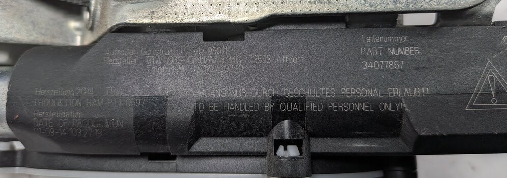 Thumbnail 9: 12-16 MERCEDES GL CLASS (X166) FRONT RIGHT PASSENGER SEATBELT RETRACTOR (Black)