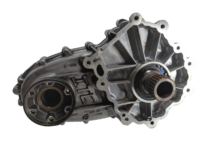 Thumbnail 2: 14-19 MERCEDES GL450 GL550 ML350 ML550 GLE400 GLE550 (W166 X166) TRANSFER CASE