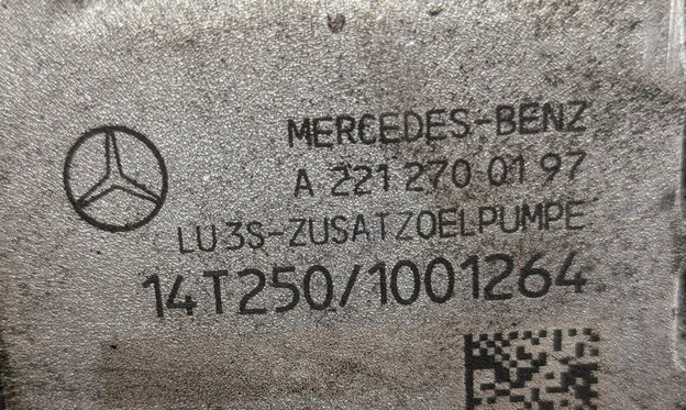 Thumbnail 7: 2015 MERCEDES GL550 X166 4.6L 7-SPEED AUTOMATIC TRANSMISSION AUXILIARY OIL PUMP