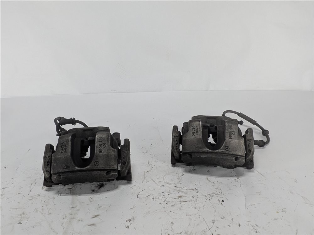 2013-2019 MERCEDES GL GLE GLS ML CLASS (W166 X166) FRONT BRAKE CALIPER SET/2