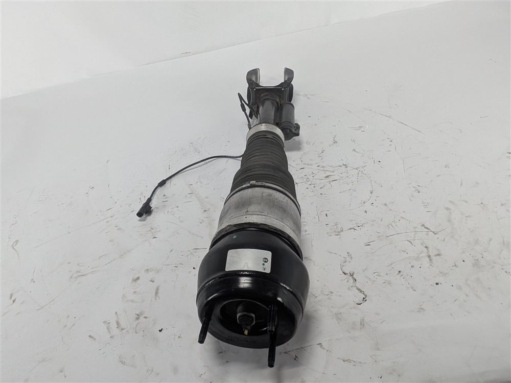 Thumbnail 2: 12-19 MERCEDES GL350 GL450 GL550 ML550 (W166 X166) RIGHT FRONT ADAPTIVE SHOCK