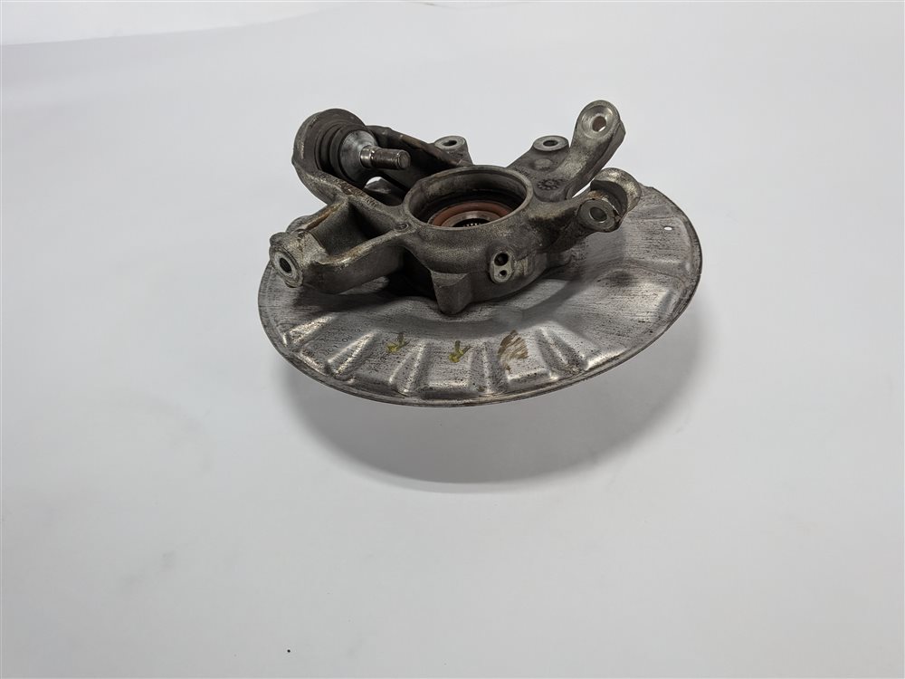 12-15 MERCEDES GL350 GL450 GL550 ML350 (W166 X166) RIGHT REAR SPINDLE KNUCKLE