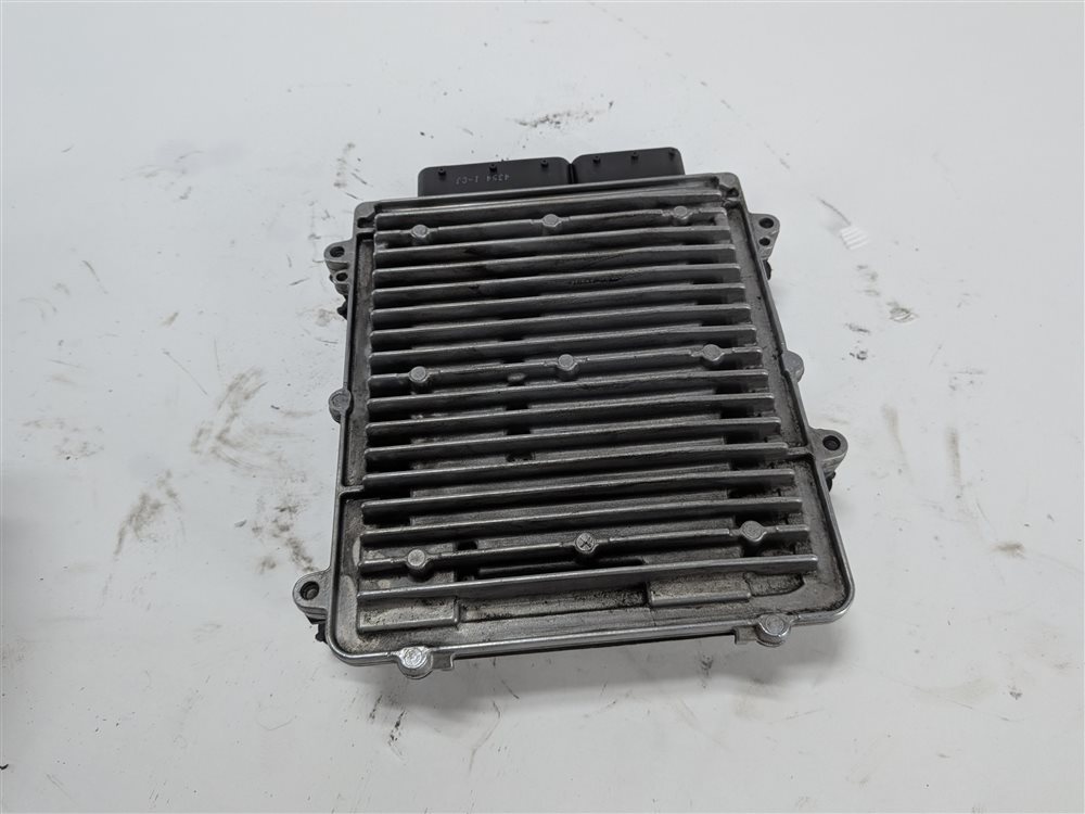 Thumbnail 3: 2013-2020 MERCEDES E GLE GL ML CLASS (W166 X166) 4.6L M278 ENGINE CONTROL MODULE