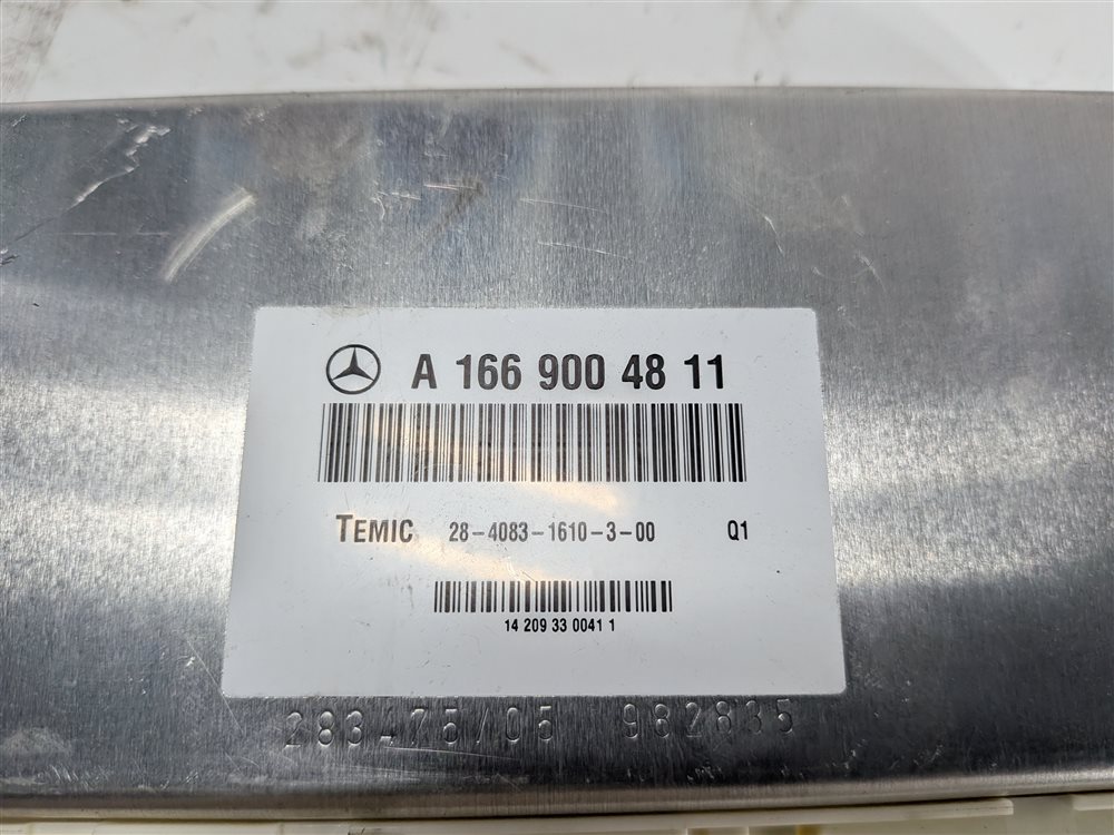 Thumbnail 8: 2013-2015 MERCEDES GL ML CLASS (W166 X166) AIRMATIC SUSPENSION CONTROL MODULE