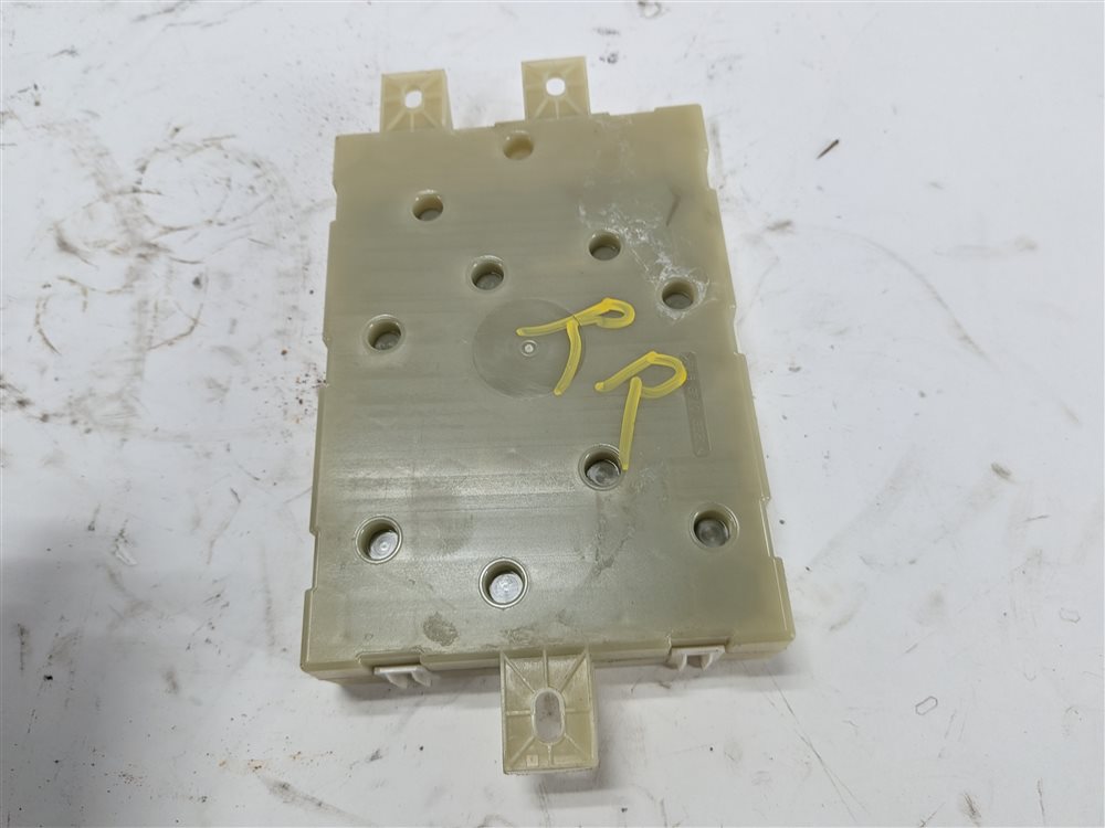 Thumbnail 3: 2014-2016 MERCEDES GL350 GL450 GL550 (X166) REAR SIGNAL ACQUISITION MODULE