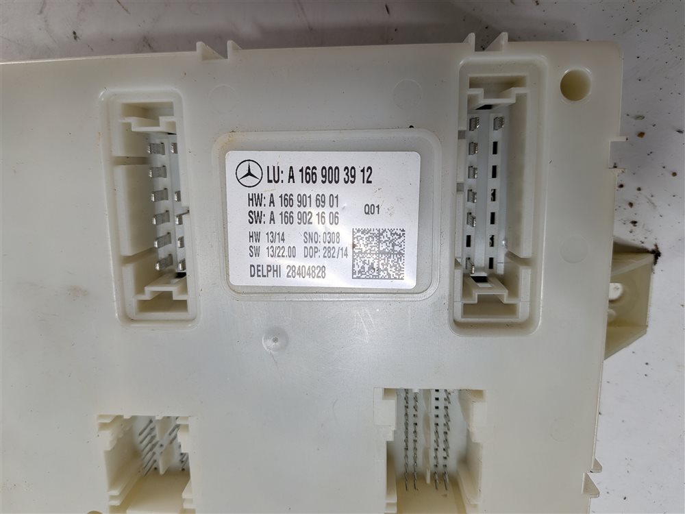 Thumbnail 7: 2014-2016 MERCEDES GL350 GL450 GL550 (X166) REAR SIGNAL ACQUISITION MODULE