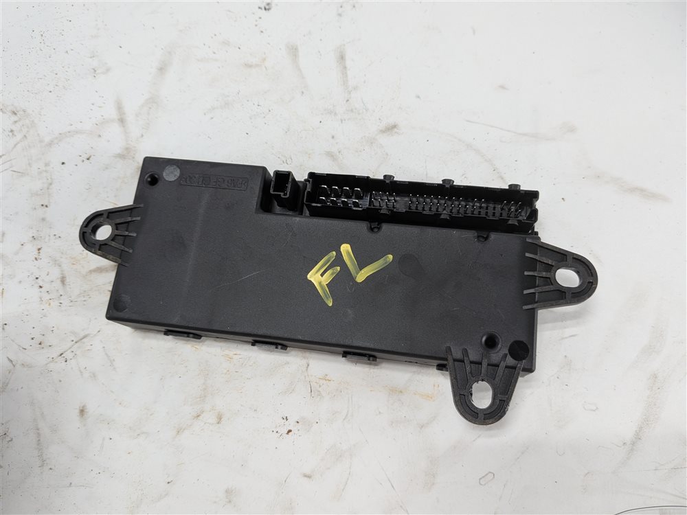 Thumbnail 6: 2013-2015 MERCEDES GL ML CLASS (W166 X166) AIRMATIC SUSPENSION CONTROL MODULE