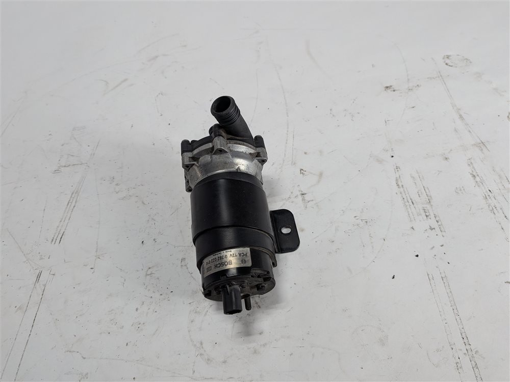 Thumbnail 3: 2015 MERCEDES GL550 X166 4.6L (278.928) ENGINE INTERCOOLER AUXILIARY WATER PUMP