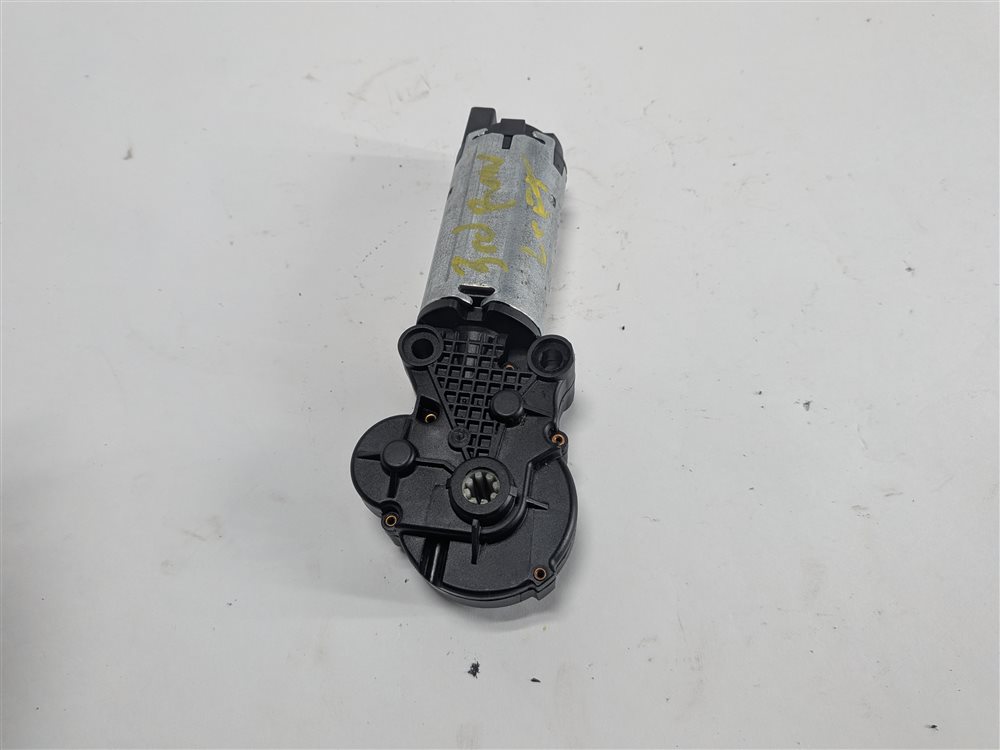 Thumbnail 3: 2015 MERCEDES GL550 (X166) REAR LEFT 3RD ROW POWER SEAT ADJUST MOTOR ACTUATOR