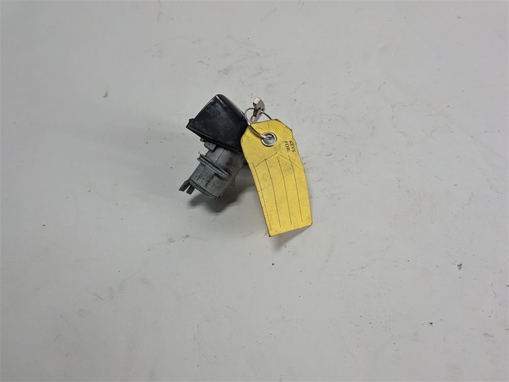 2015 MERCEDES GL550 (X166) FRONT LEFT DRIVER DOOR LOCK CYLINDER TUMBLER w/ KEY