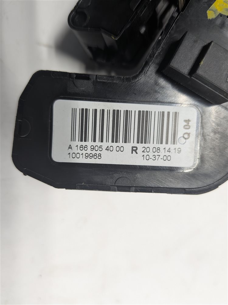 Thumbnail 8: 2015 MERCEDES GL550 X166 FRONT RIGHT PASSENGER POWER SEAT ADJUST SWITCH MEMORY