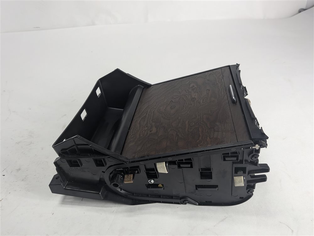 Thumbnail 3: 2015 MERCEDES GL550 (X166) CENTER CONSOLE CUP HOLDER w/ TRIM COVER (Ash Brown)