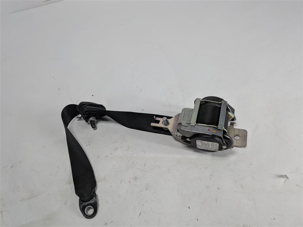 Thumbnail 2: 2015 MERCEDES GL550 (X166) REAR RIGHT 2ND ROW SEAT SEATBELT RETRACTOR (Black)