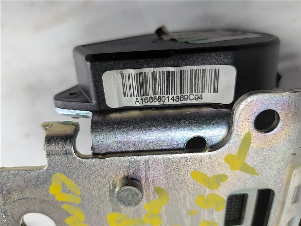Thumbnail 7: 2015 MERCEDES GL550 (X166) REAR RIGHT 2ND ROW SEAT SEATBELT RETRACTOR (Black)