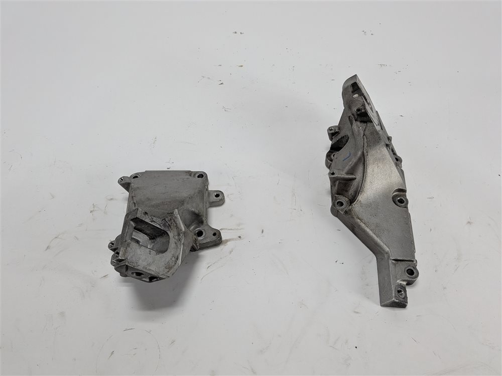 Thumbnail 2: 2015 MERCEDES GL550 (X166) 4.6L 278.928 ENGINE MOTOR MOUNT SUPPORT BRACKET SET/2