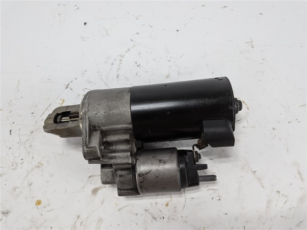 Thumbnail 2: 2015 MERCEDES GL550 (X166) 4.6L (278.928) ENGINE BOSCH STARTER MOTOR 0001147404