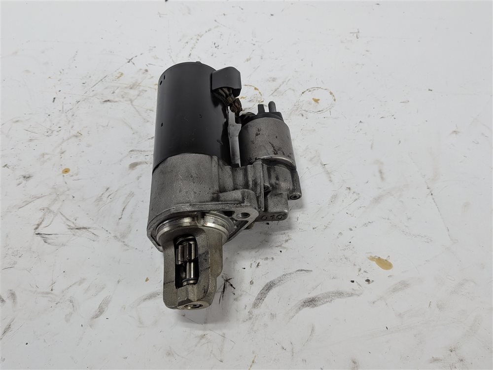 Thumbnail 3: 2015 MERCEDES GL550 (X166) 4.6L (278.928) ENGINE BOSCH STARTER MOTOR 0001147404