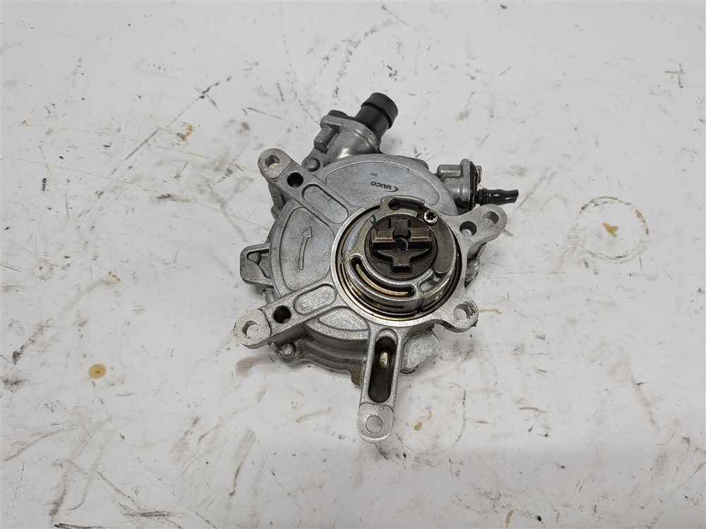 Thumbnail 2: 2015 MERCEDES GL550 (X166) 4.6L (278.928) ENGINE VAICO BRAKE BOOSTER VACUUM PUMP